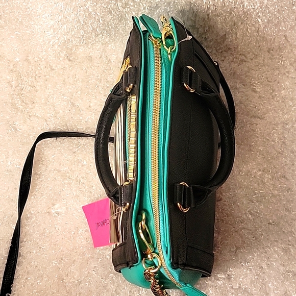 NWT Betsey Johnson Satchel w/Crossbody Strap - Picture 14 of 16